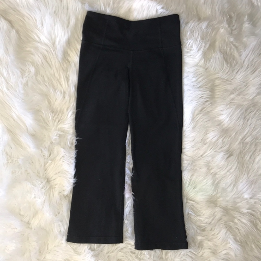 LULULEMON Black Capri | Size 2